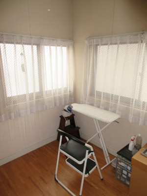 【洋室】 | 弘前市栄町・中古住宅 | 2階