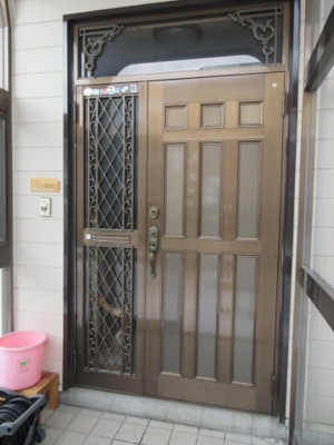 【玄関】 | 弘前市栄町・中古住宅