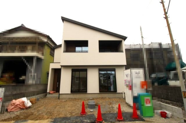 土佐市高岡町甲　新築戸建  1号棟【太陽光発電システム　8.37kw】の外観|建物面積　107.65㎡　（約32.56坪）