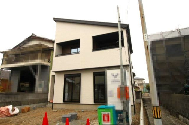 土佐市高岡町甲　新築戸建  1号棟【太陽光発電システム　8.37kw】の外観|内覧可能です！