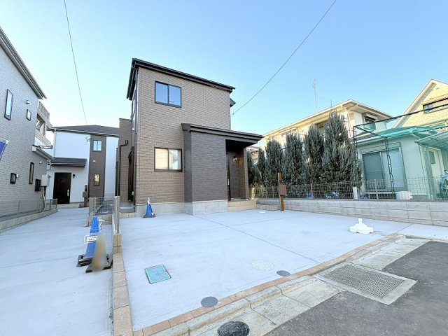 【外観】 | 新座市栄3丁目　新築一戸建住宅　全5棟　(保谷店) | 小中学校が徒歩15分圏内に揃い、通学の負担が少ないです。