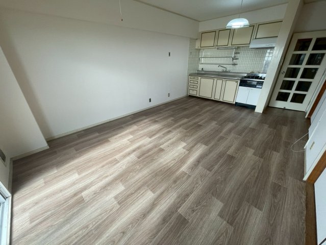 プラザ翠光の居間・リビング