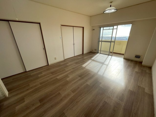 プラザ翠光の居間・リビング