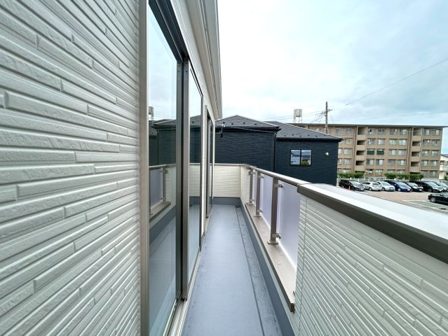新築戸建　一宮市木曽川町5期　全4区画分譲のバルコニー|バルコニーは南向きで洗濯物もよく乾きます！