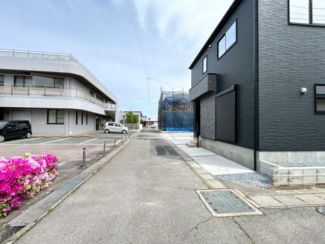 新築戸建　一宮市木曽川町5期　全4区画分譲の前面道路含む現地写真|■前面道路　■ヤマダ不動産　株式会社リライフ　
■夢のマイホーム購入をフルサポートします！