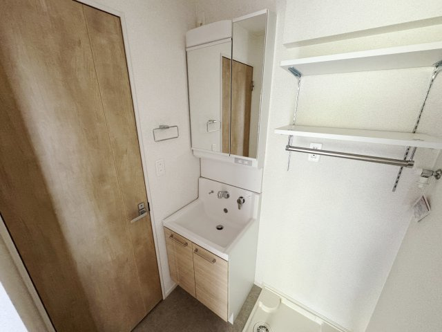 フェア　レジデンスの独立洗面台