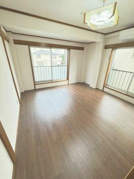 【居間・リビング】