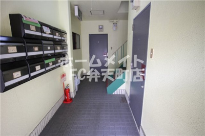 【ロビー】 | パールマンション | 落ち着いたロビーです