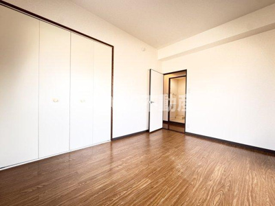 【洋室】 | リュミエール