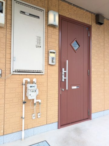 レジェンドヤマト大泉の玄関