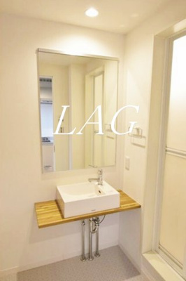 【洗面所】 | ブリッサ町田 | 独立洗面台です。