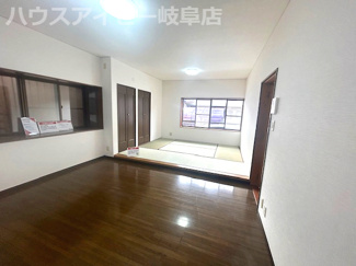 【居間・リビング】 | 各務原市那加雄飛が丘！趣のある日本家屋の築29年！リフォーム済みです♪お車スペース2台可能！ | 各務原市那加雄飛が丘！趣のある日本家屋の築29年！リフォーム済みです♪お車スペース2台可能！