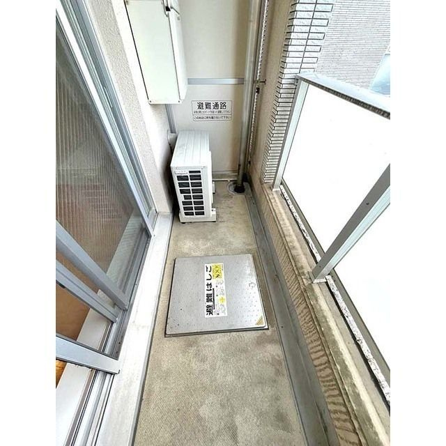 レフィナードのバルコニー