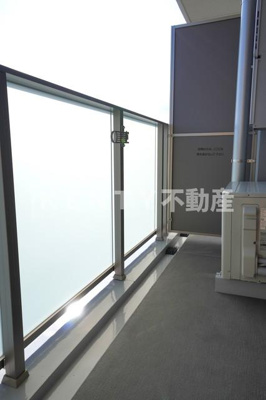 【バルコニー】 | Ｊ．ＧＲＡＮ　Ｃｏｕｒｔ　品川西大井ＥＡＳＴ | バルコニーからの眺めを楽しみながら食事をしませんか