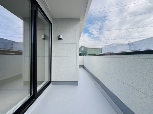 碧南市志貴町三丁目113番1『仲介手数料無料』新築戸建てのバルコニー