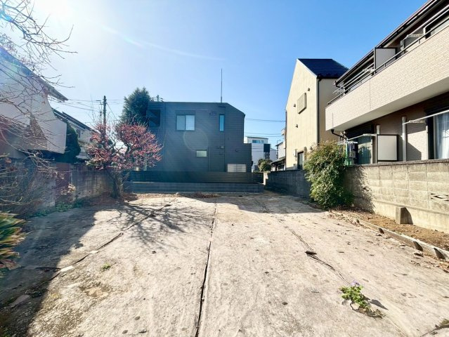 杉並区阿佐谷北4丁目　建築条件付き売地の外観|2026.03.14撮影

現地ご見学希望・資料請求などお気軽にお問い合わせ下さい！
03-5990-5201