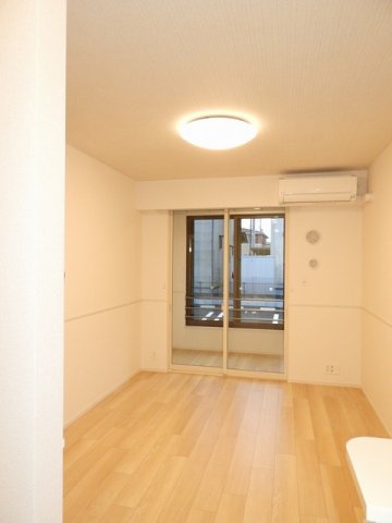 ウッドスプリング有田の居間・リビング