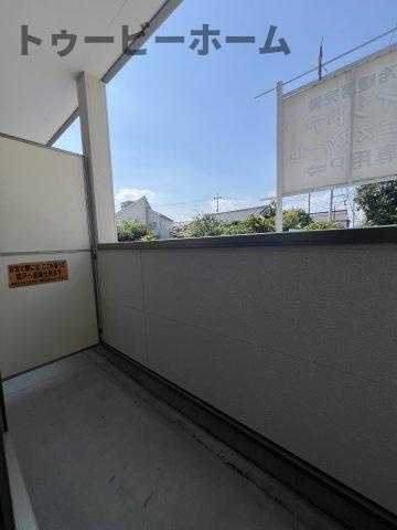 ジーメゾン入間東藤沢グリシーヌのバルコニー|外からの目が気にならないバルコニーで洗濯物が干せます