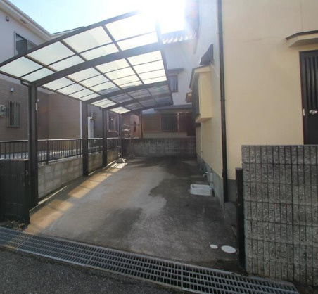 高津橋分譲戸建の駐車場