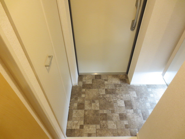 エクセレント　クローバーの玄関|別号室の参考写真です。