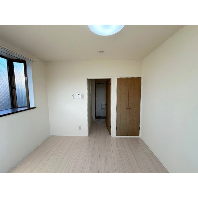 トワイ・ライト・ビルの居間・リビング|居間です