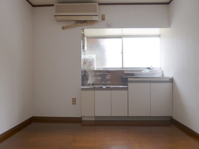 岡本荘の洋室|人気の洋室です♪