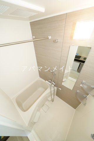 【浴室】 | リブレス戸塚 | 浴室乾燥機付きです