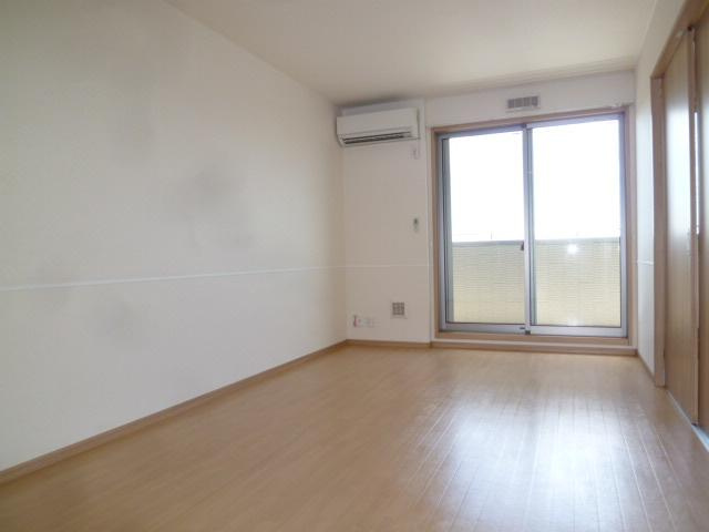 グランドソレーユの居間・リビング|使いやすいリビングです