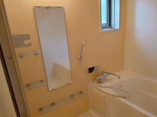 ミニョン・Ｍの浴室|きれいなお風呂です