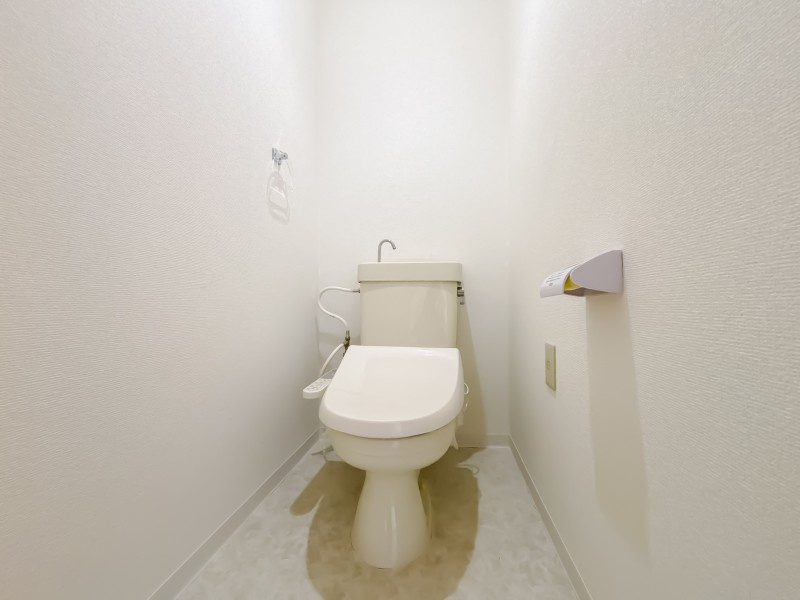 スガヤハイツのトイレ|ゆったりとした空間のトイレです