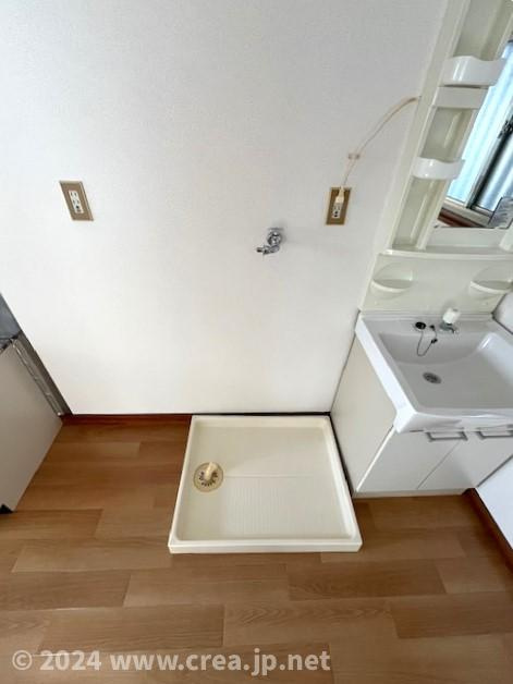 西ハイツの浴室|ゆったり過ごせるお風呂です