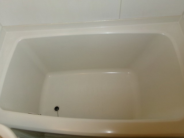 川口寿コーポの浴室|日々の暮らしに欠かせないお風呂です