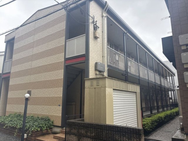 レオパレススター