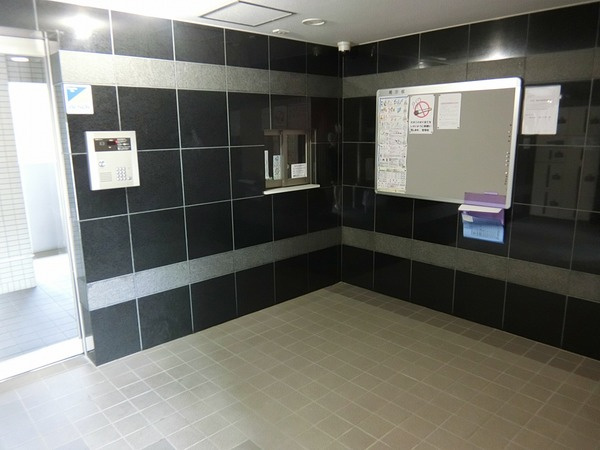 アルファコート西川口Ⅳのエントランス|清潔なエントランスです