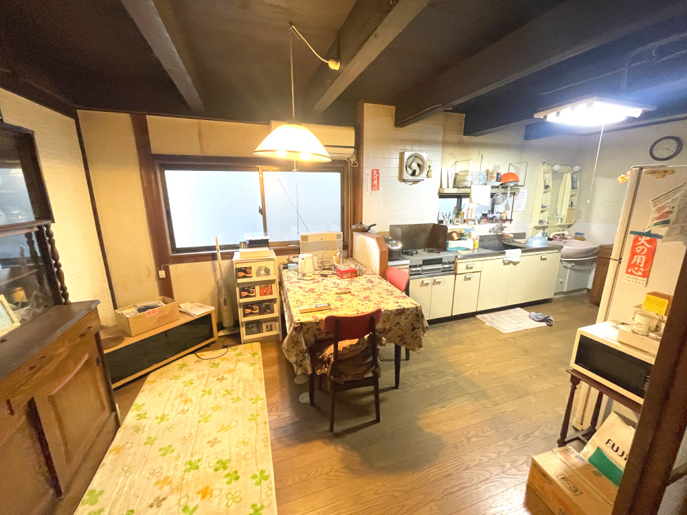 丹波市氷上町成松の中古一戸建のキッチン