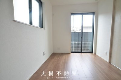 【洋室】 | 綾瀬市深谷中4丁目 新築戸建て 全2棟【仲介手数料無料】 | 1階　洋室1（4.4帖）