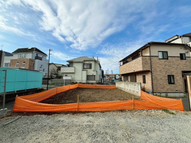 練馬区北町6丁目 限定1区画の前面道路含む現地写真|南東側は通路となっております
小中学校徒歩10分圏内　お買い物施設も充実した便利な住環境
駅も近く雨の日もアクティブに動ける立地です