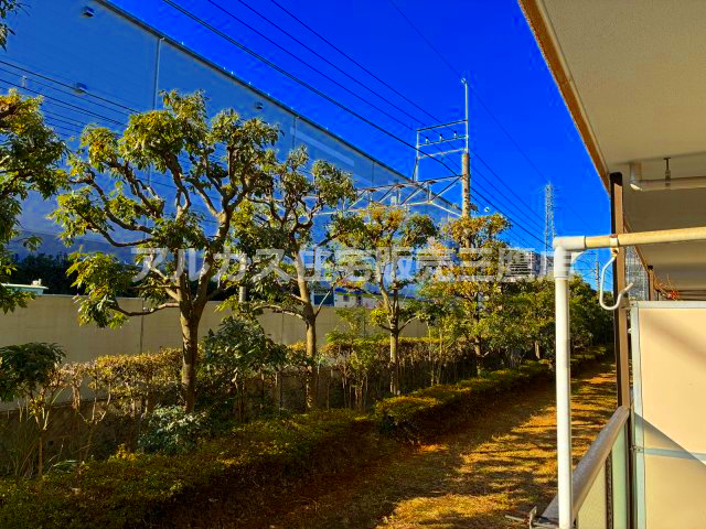 府中武蔵野ハイライズの庭