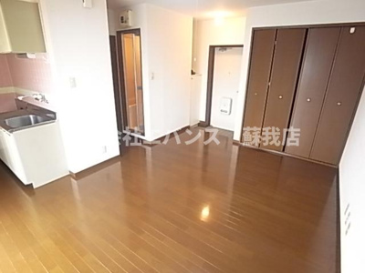 【居間・リビング】 | ラインヴィラ今井 | 使いやすいリビングです