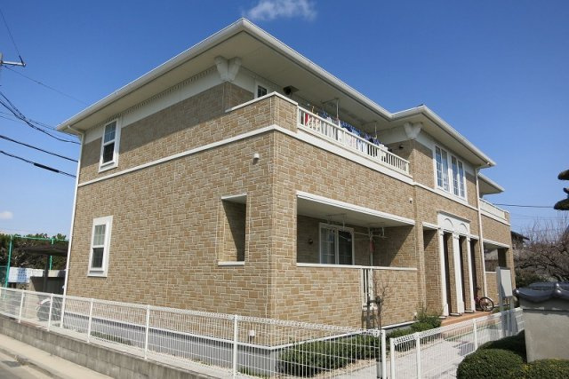 メゾン　オリンピアの外観