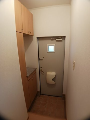 メゾン　オリンピアの玄関