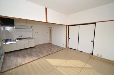 【居間・リビング】 | ヴィラ・エクセル