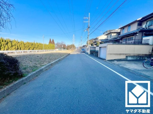 八幡市男山吉井　第１期１号棟の前面道路含む現地写真|12月20日　現地写真更新