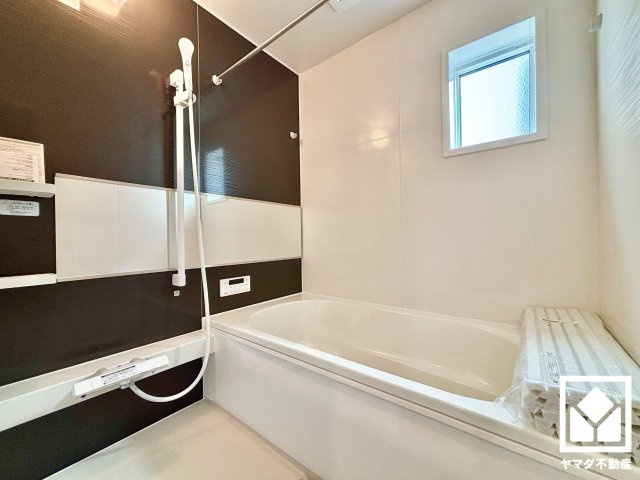 八幡市男山吉井　第１期１号棟の浴室