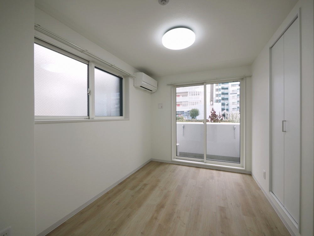 エス.フィールド奏の洋室