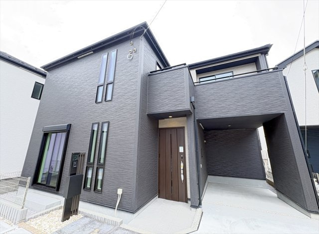 【外観】 | 朝霞市膝折町3丁目　新築一戸建住宅　全8棟　(志木本店) | 全8棟からなる分譲地。
完成済みのためいつでも内覧可能です。
