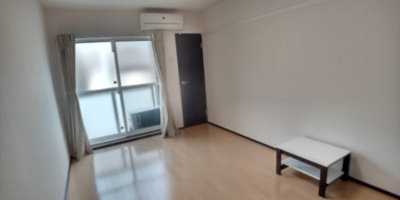 【居間・リビング】 | レオネクスト社ノ木 | ゆったり過ごせるリビングです