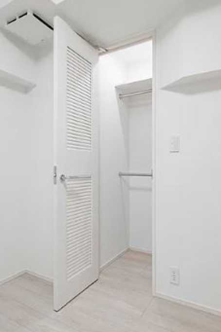 アジールコート三宿テラス　礼金0　ペット相談　新築の収納