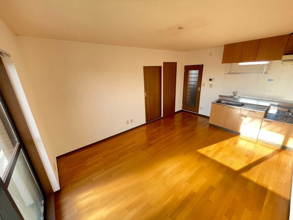 【居間・リビング】