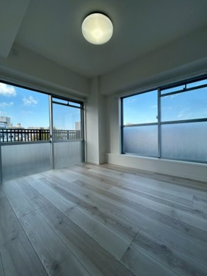 【洋室】 | 秀和大山レジデンス | 個人の部屋や寝室として使える洋室です